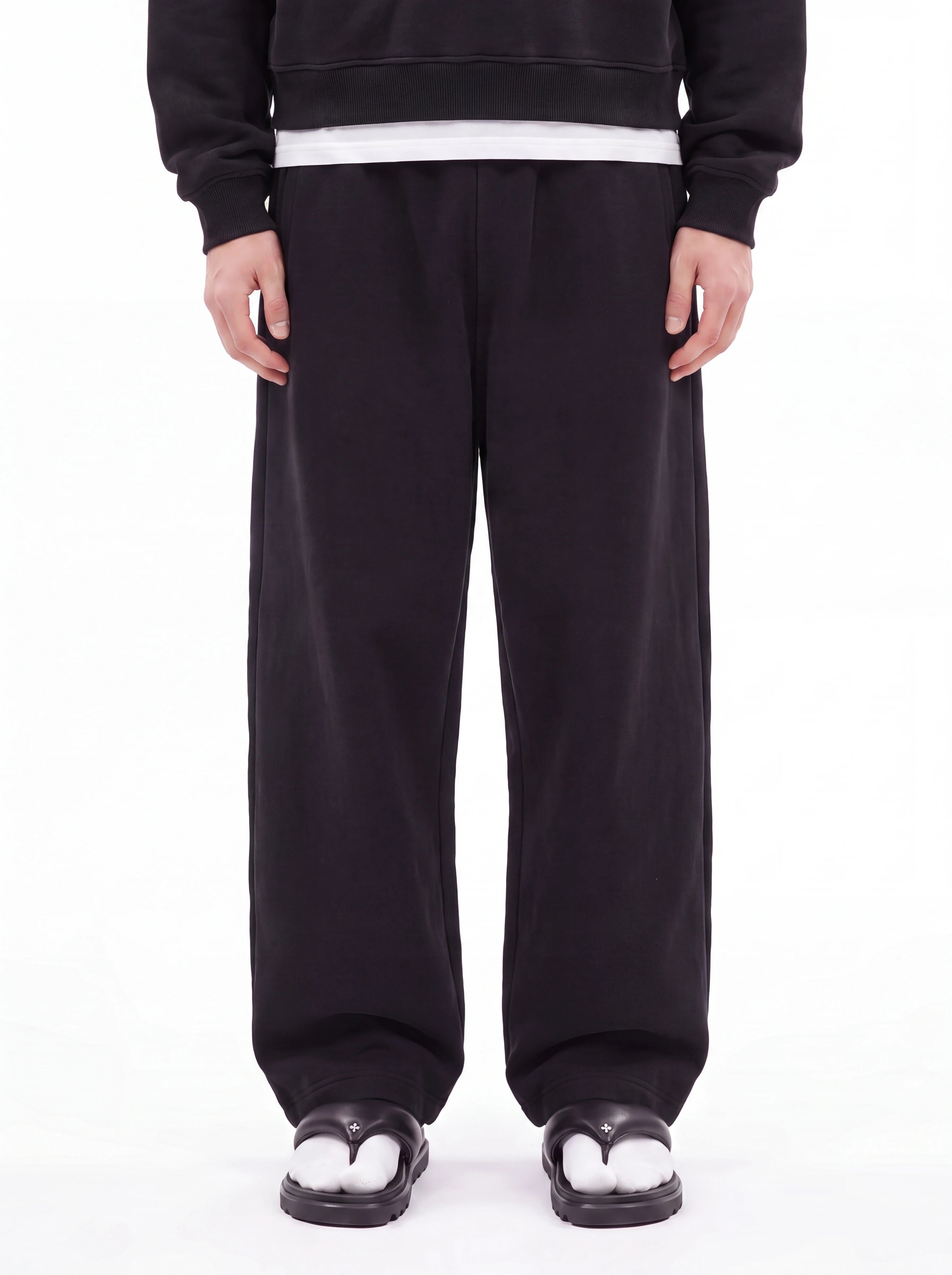 Jet Black Baggy Cotton-rich sweatpants (Warft)